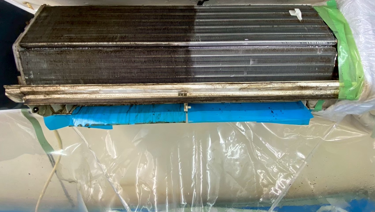 エアコン内部 清掃前